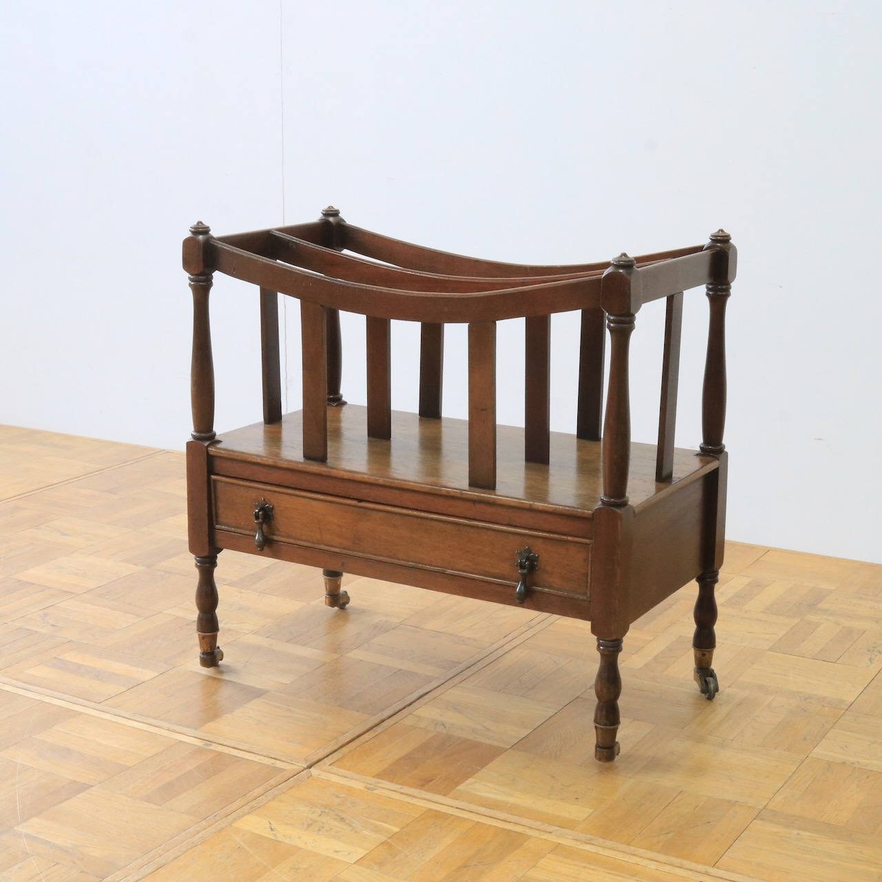 マガジンラック