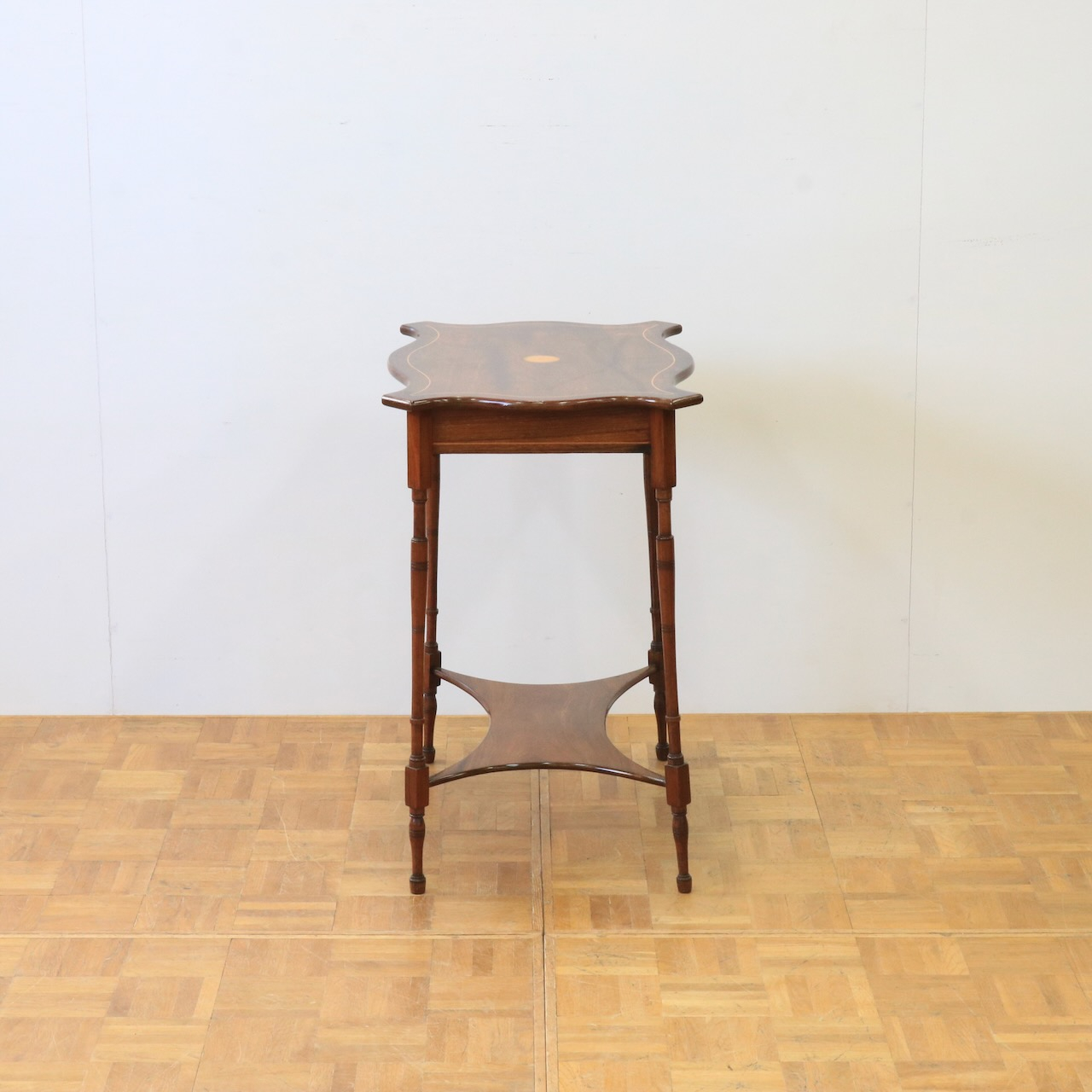 オケージョナルテーブル