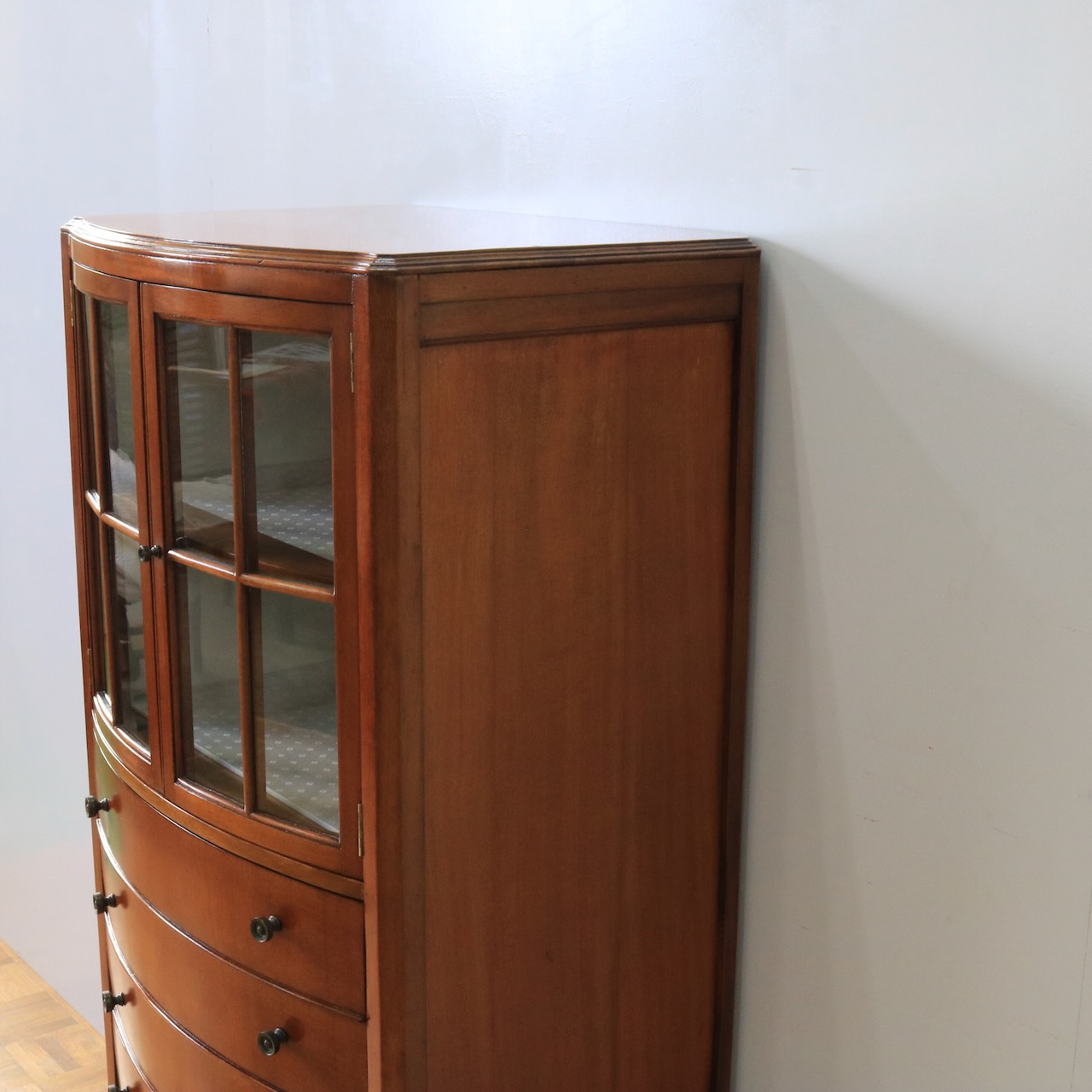 ミュージックキャビネット