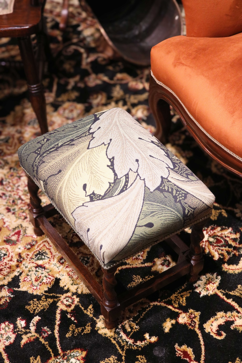 フットスツール