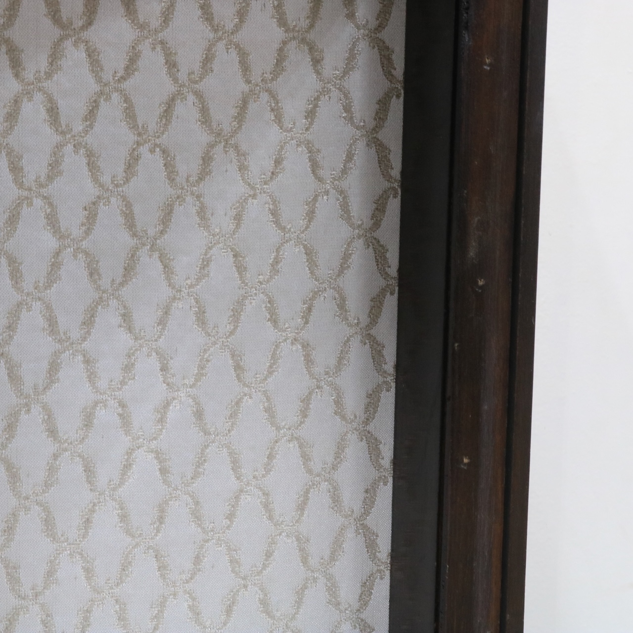 グラスキャビネット