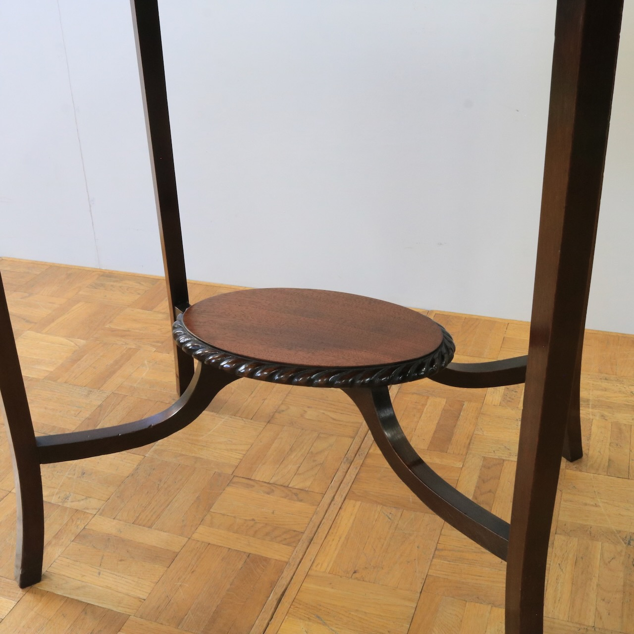 オケージョナルテーブル