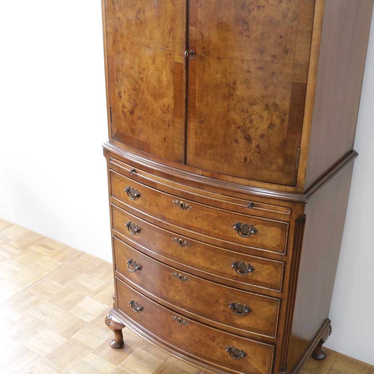 カップボードチェスト