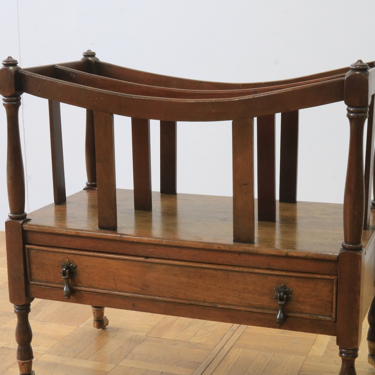 マガジンラック