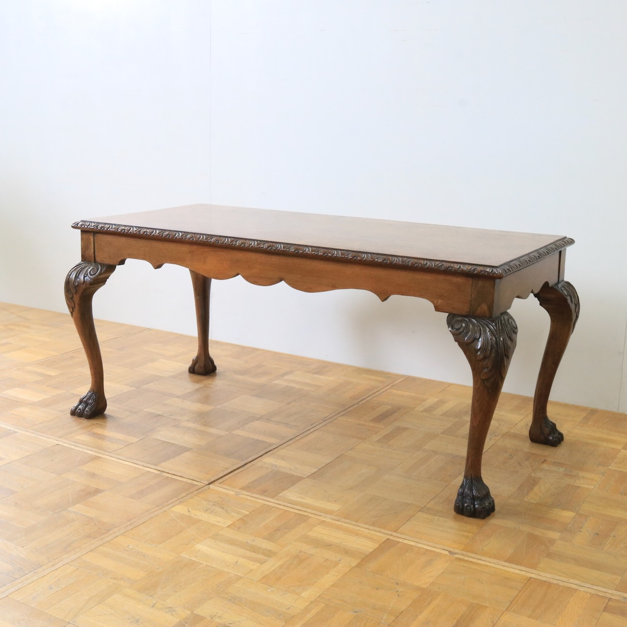 コーヒーテーブル