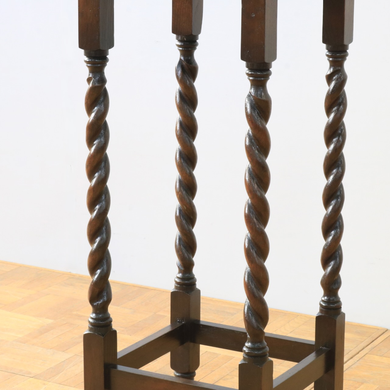 オケージョナルテーブル