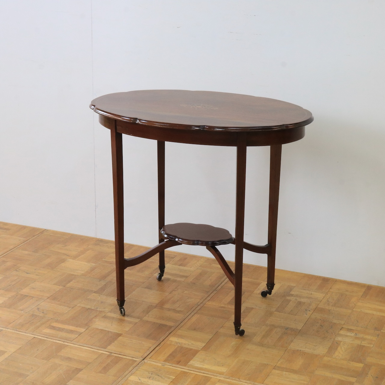 オケージョナルテーブル