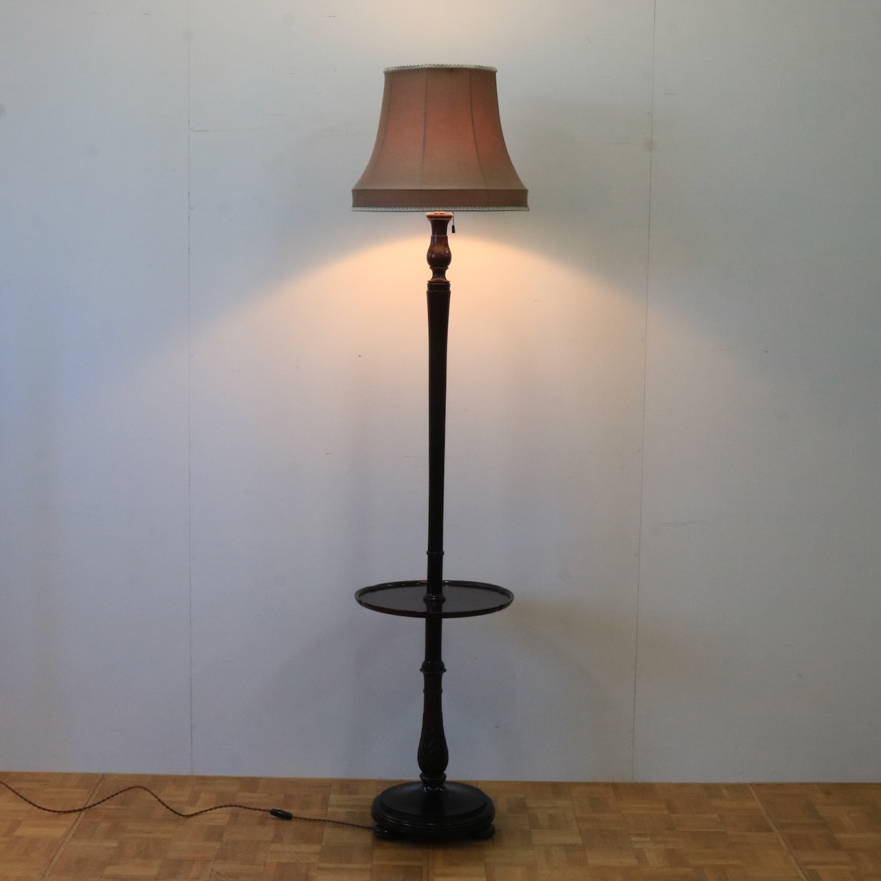 フロアスタンド