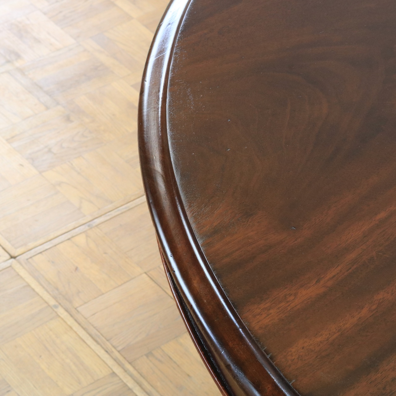 ダイニングテーブル