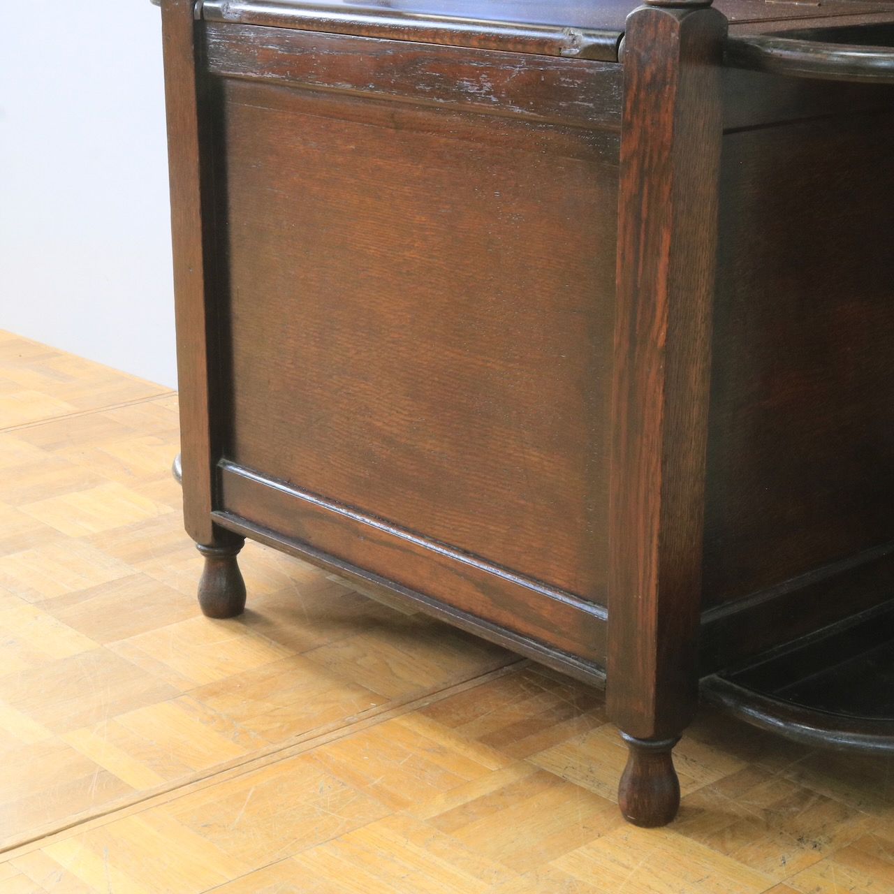 ホールスタンド