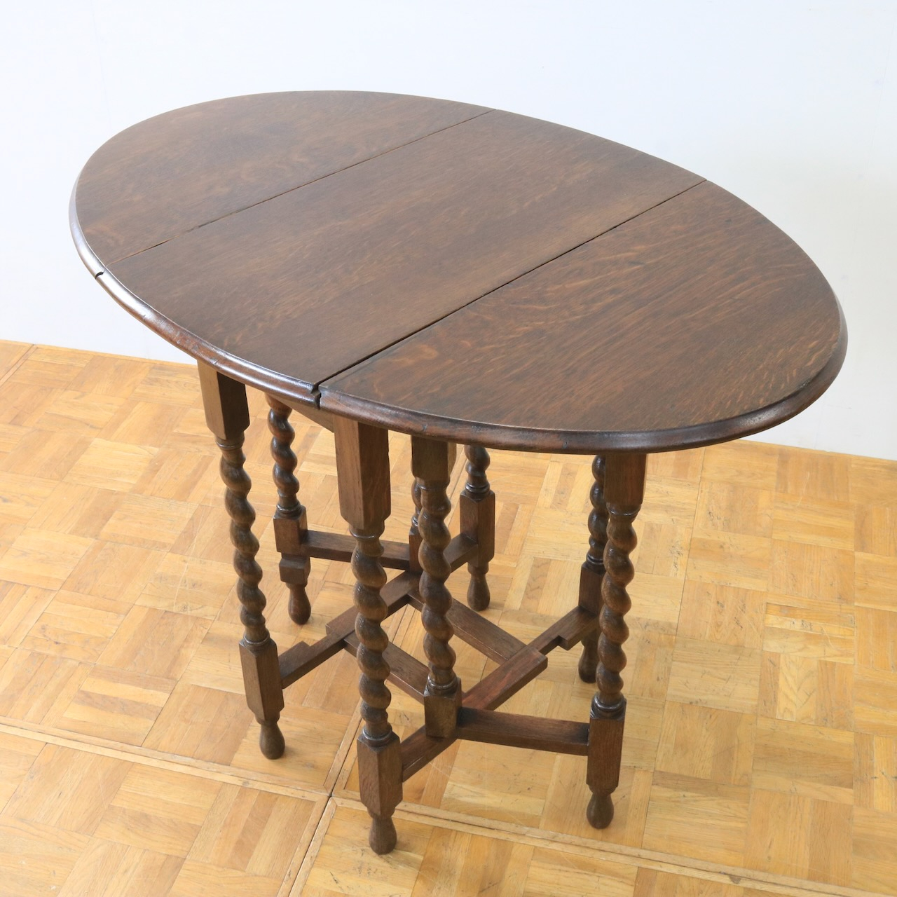 ゲートレッグテーブル