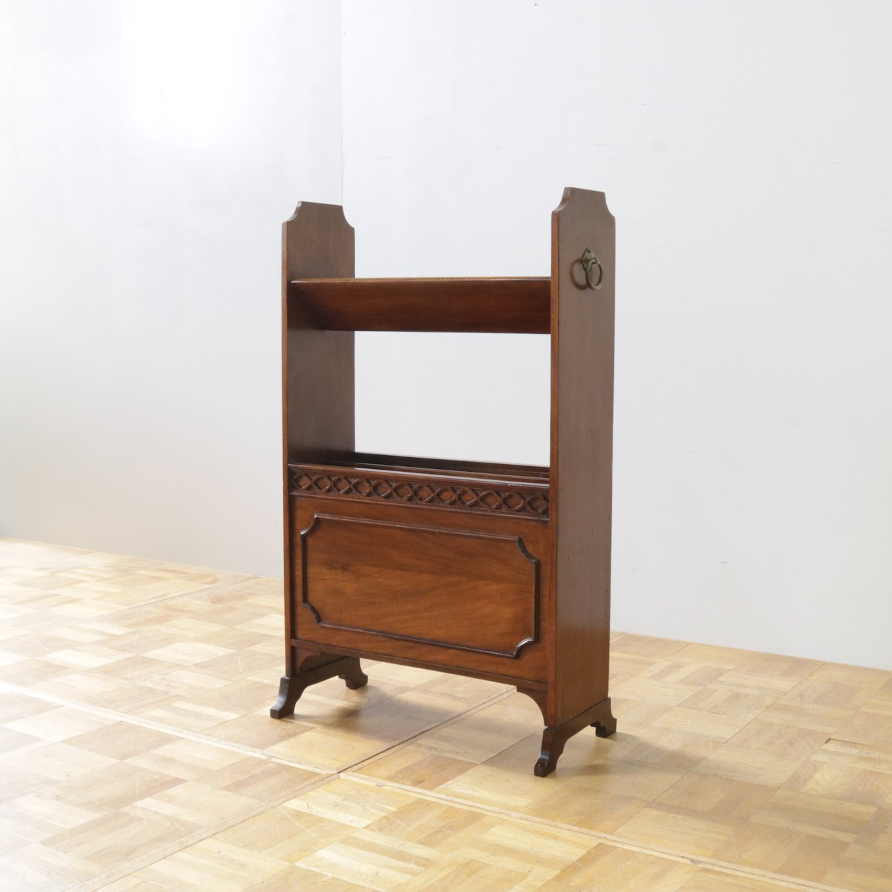 マガジンラック