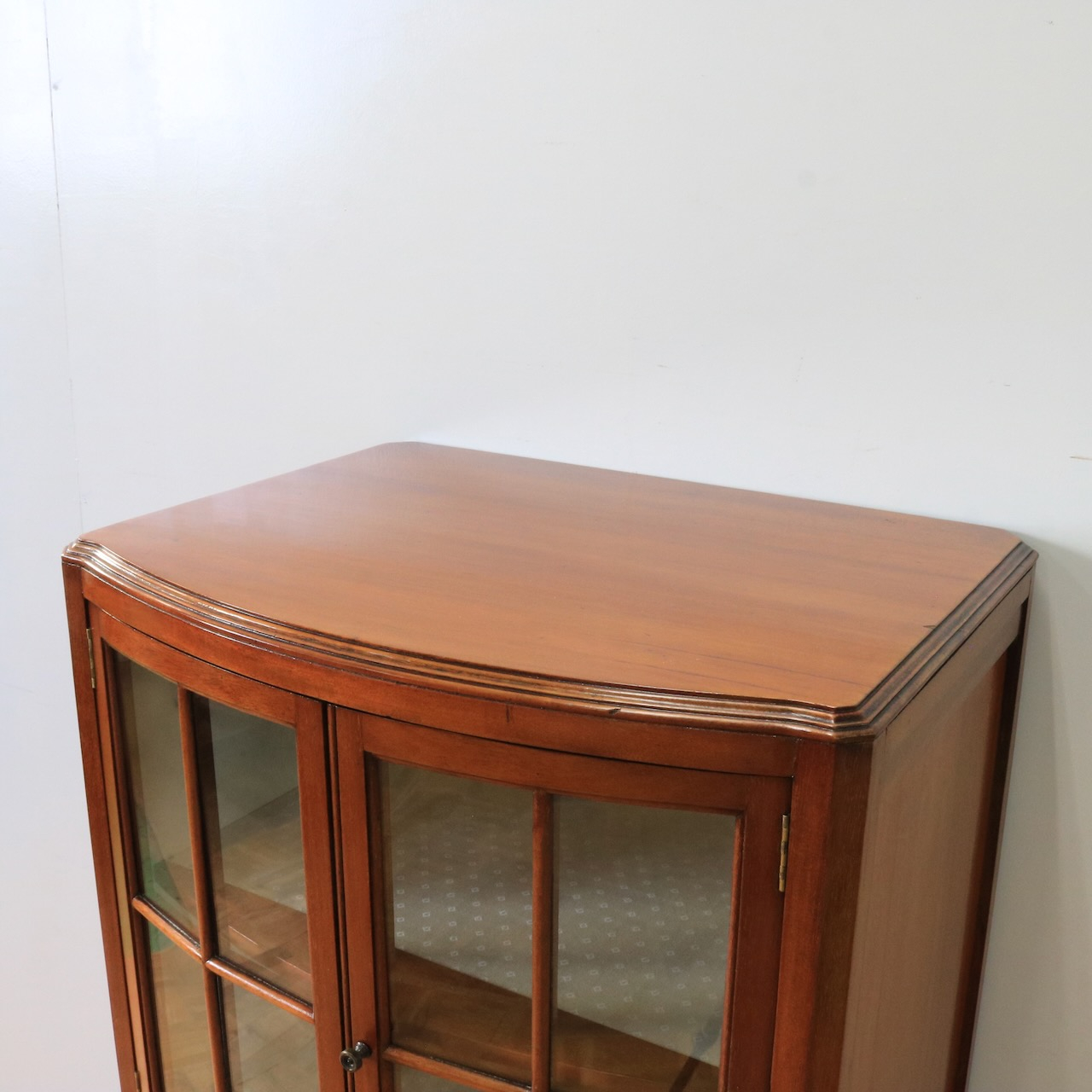 ミュージックキャビネット