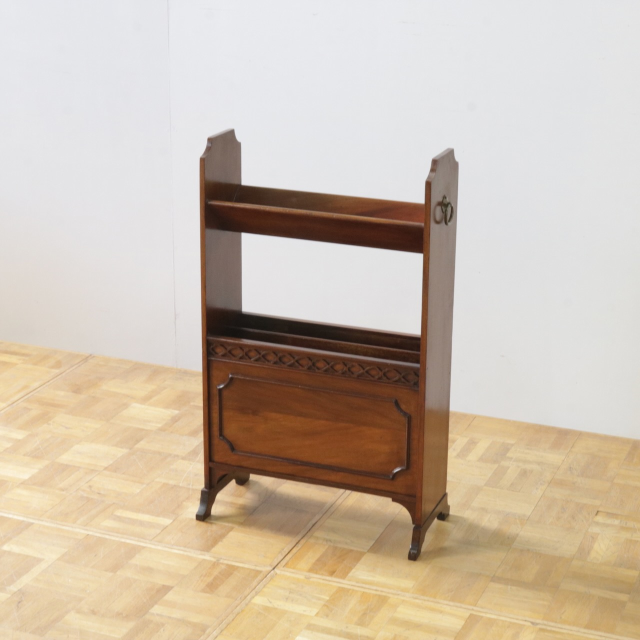 マガジンラック