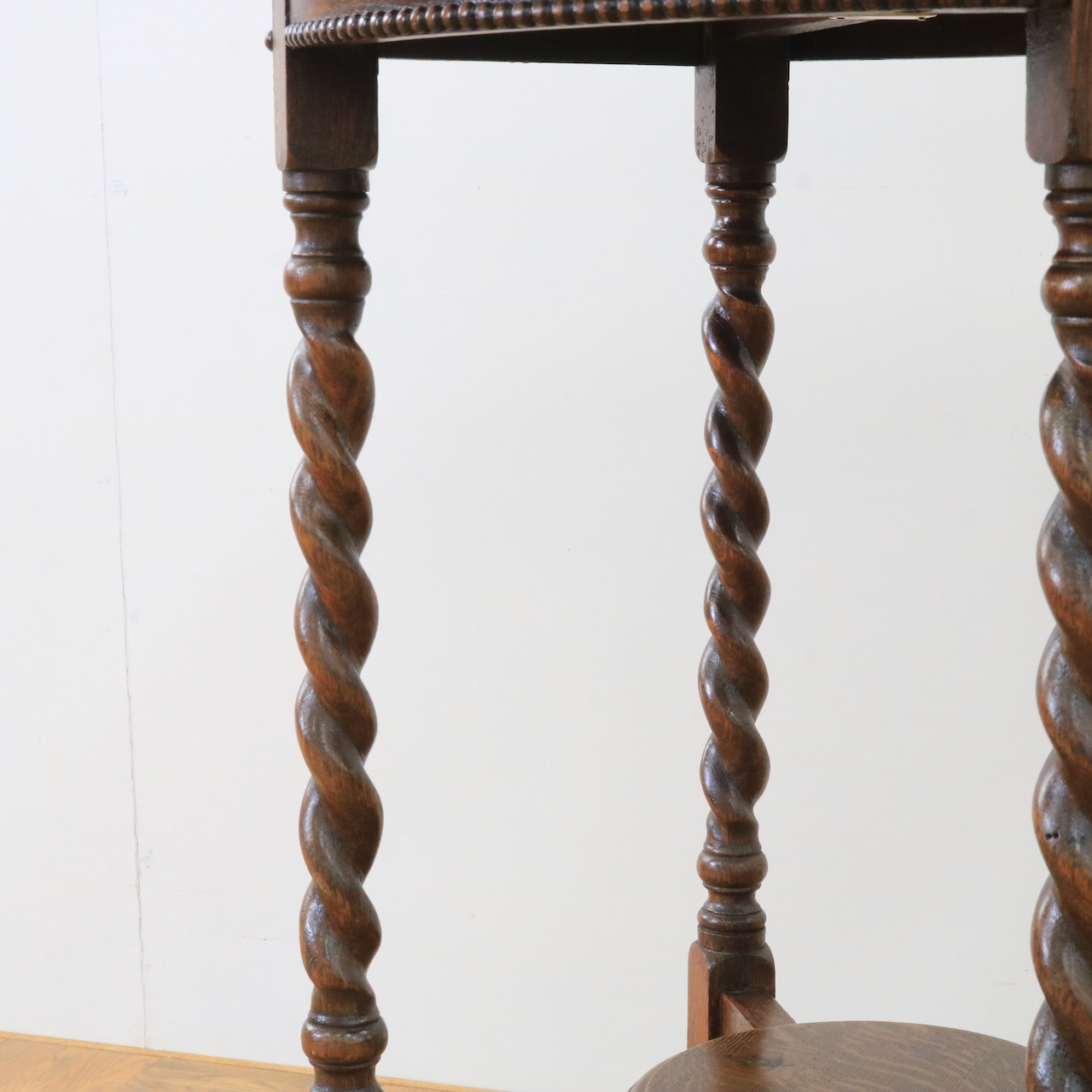  オケージョナルテーブル