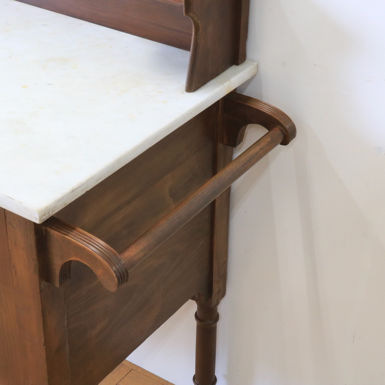 ウォッシュハンドスタンド