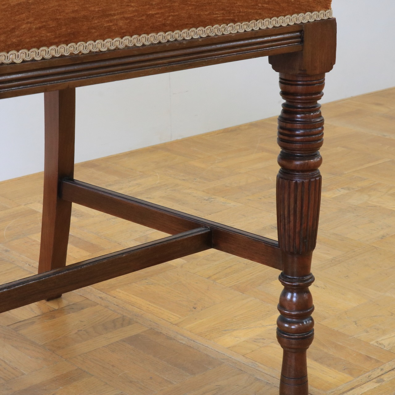 サイドチェアー