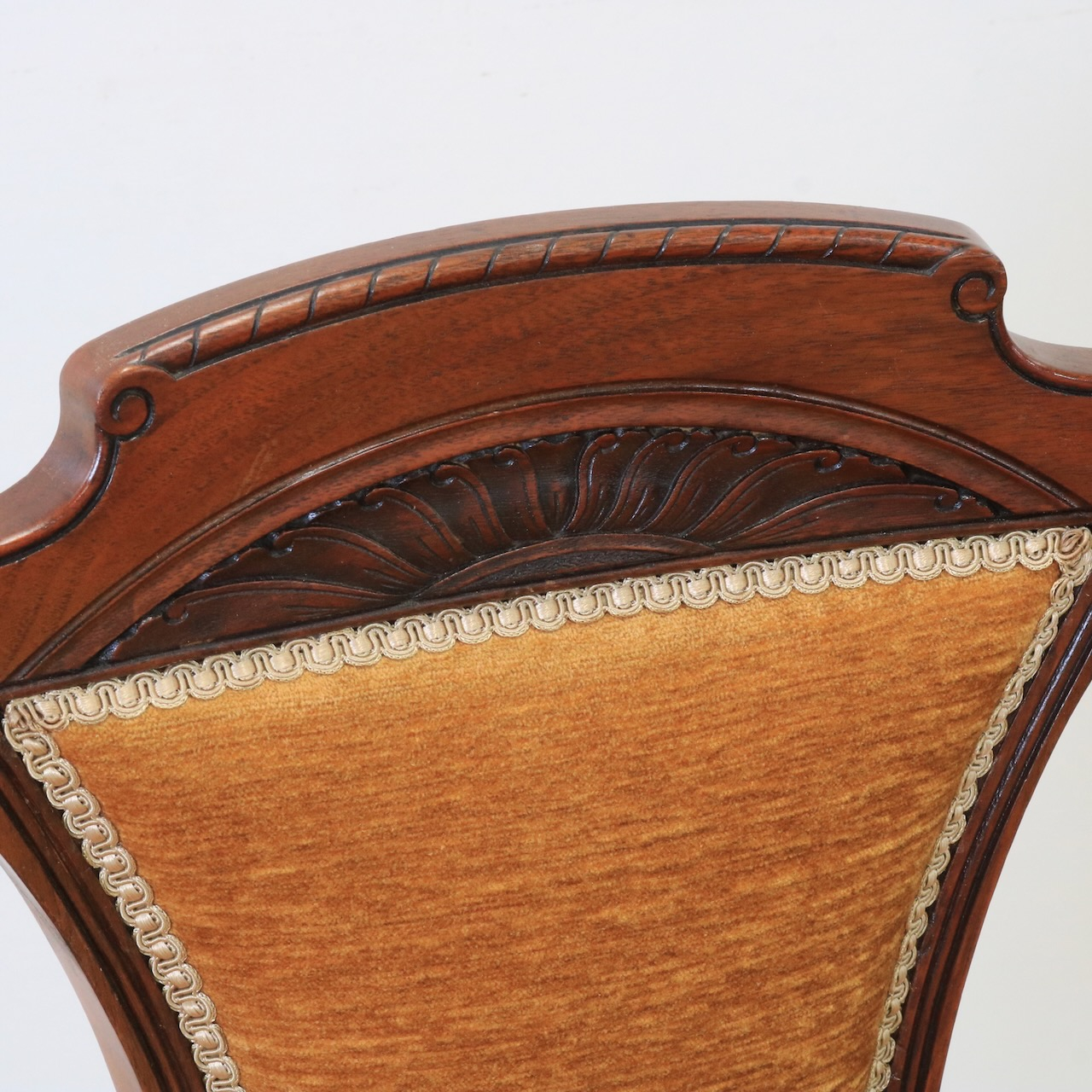 サイドチェアー