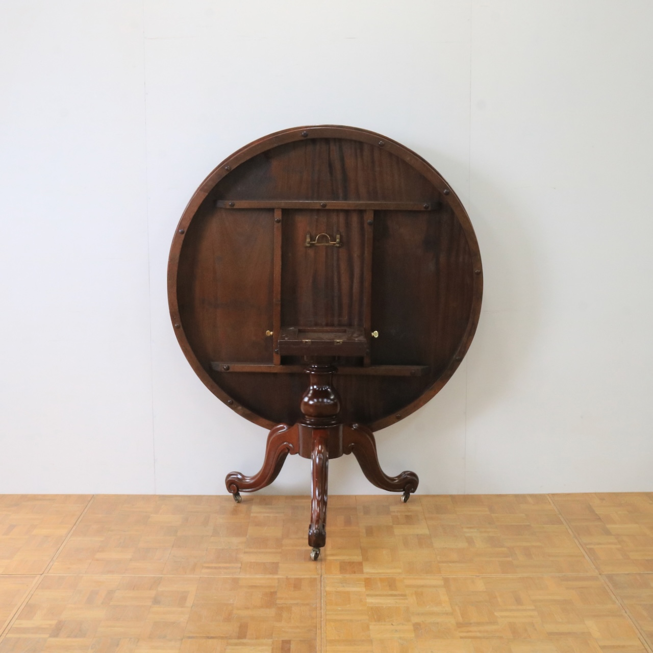 ダイニングテーブル