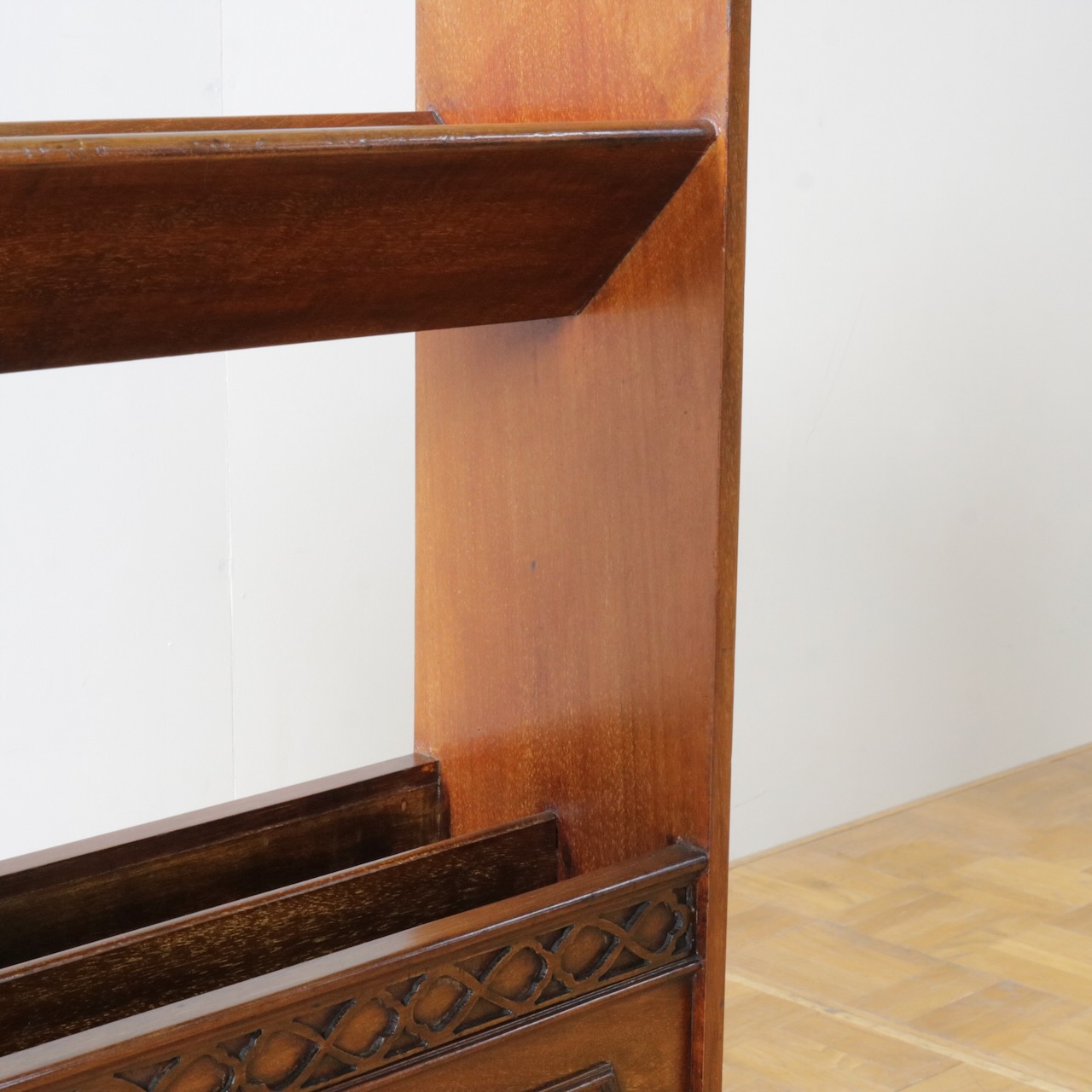 マガジンラック