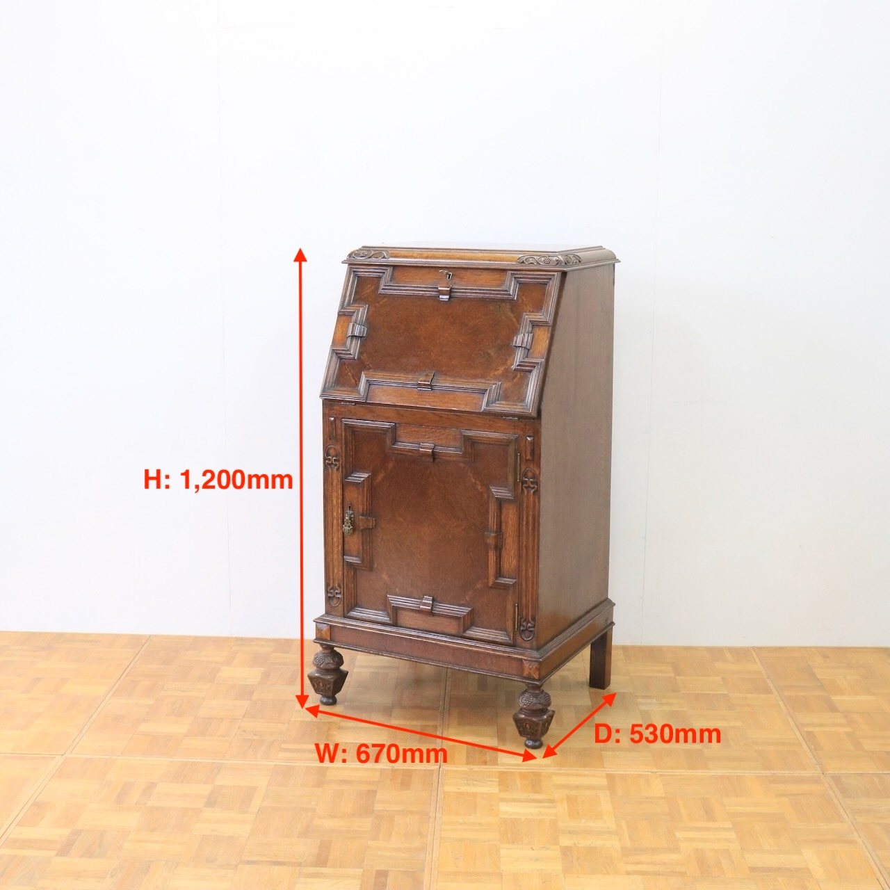 カクテルキャビネット