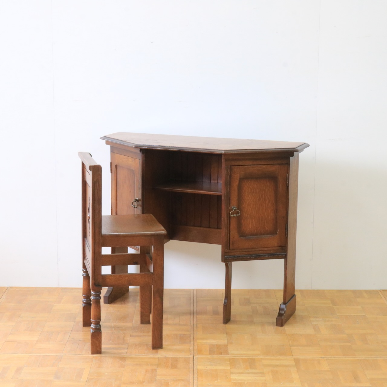 ライティングデスク