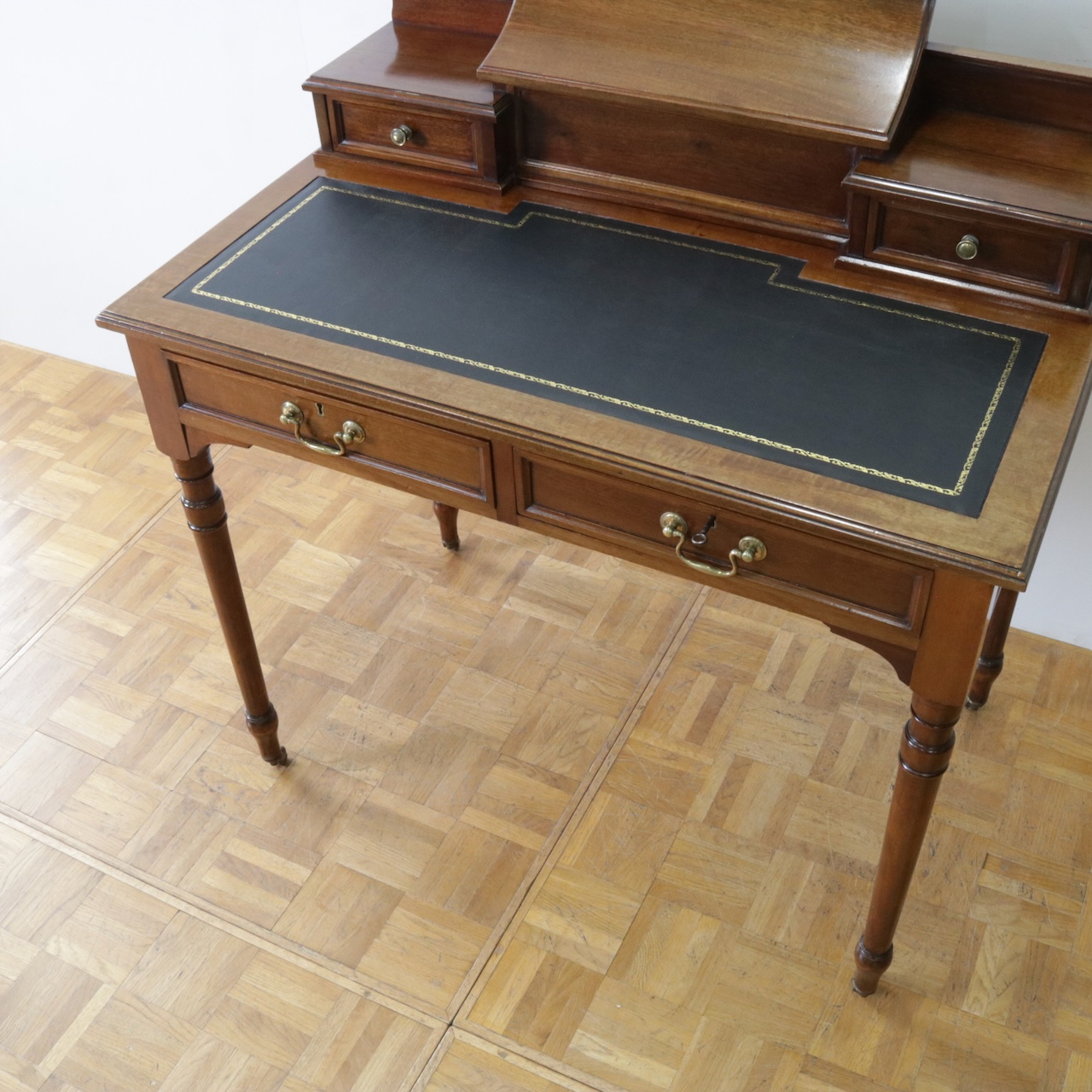 デスク