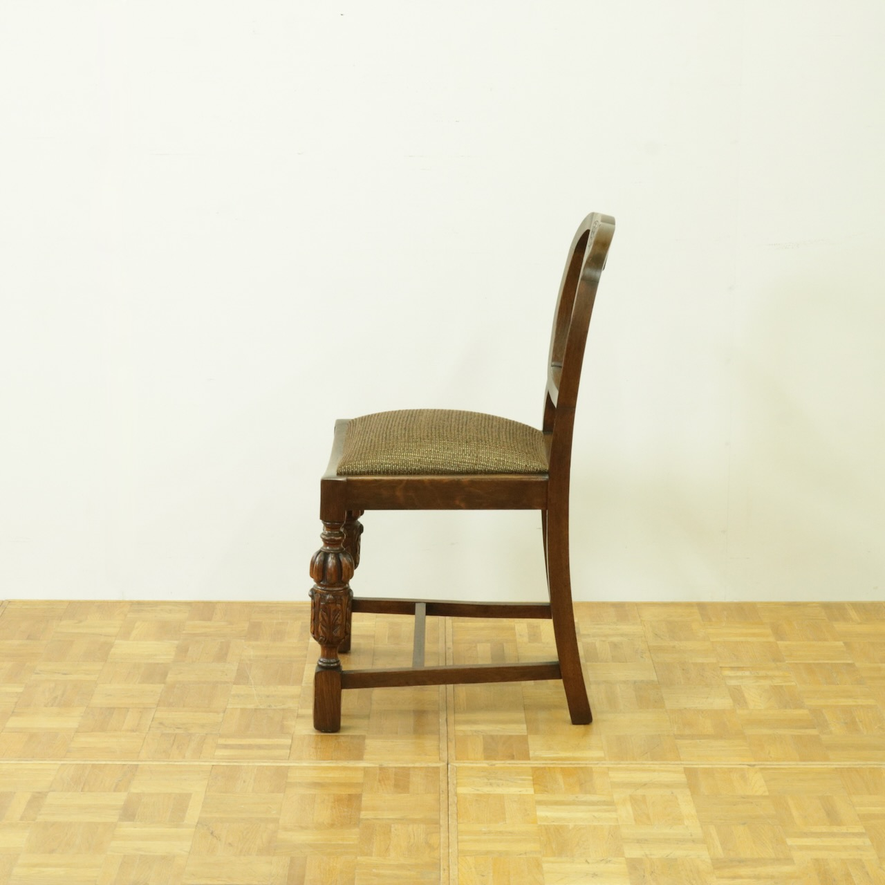 オークチェアー