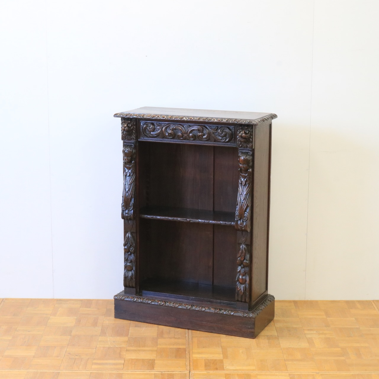 ブックシェルフ