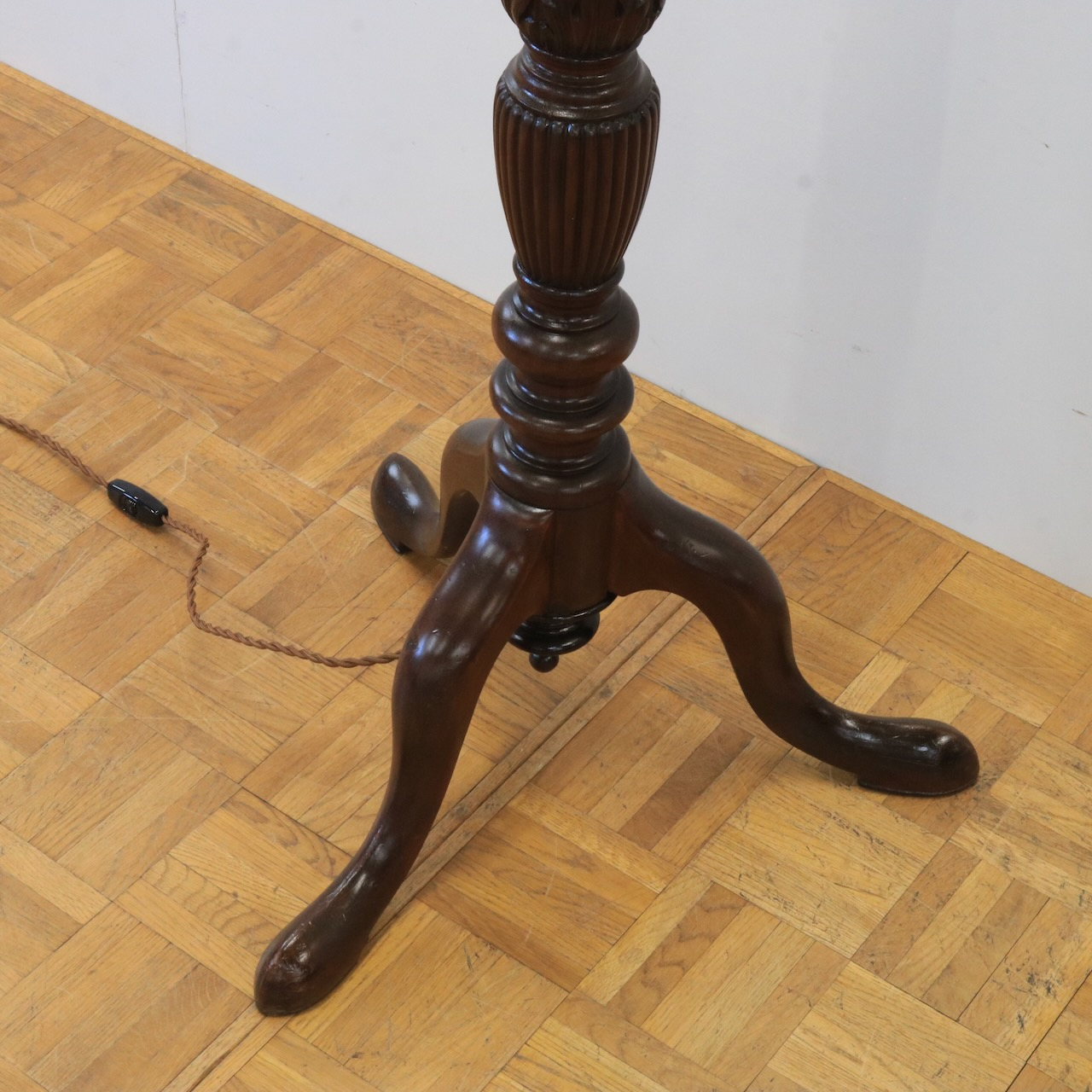 フロアスタンド