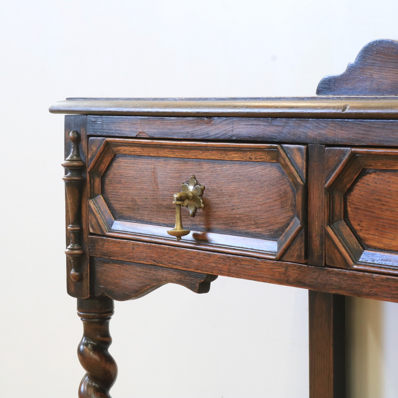 ホールテーブル