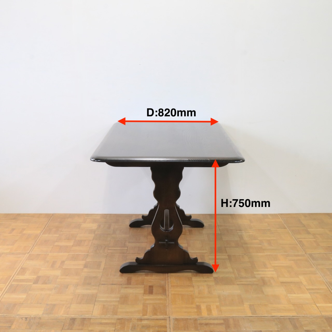 リフェクトリーテーブル