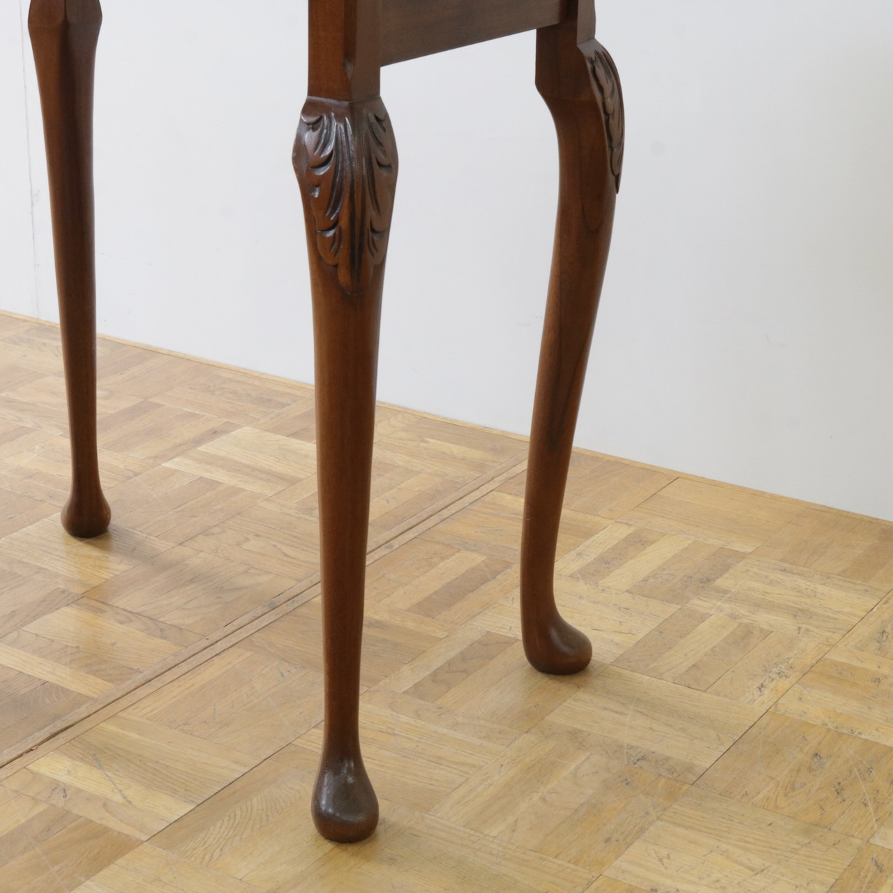 ネストテーブル