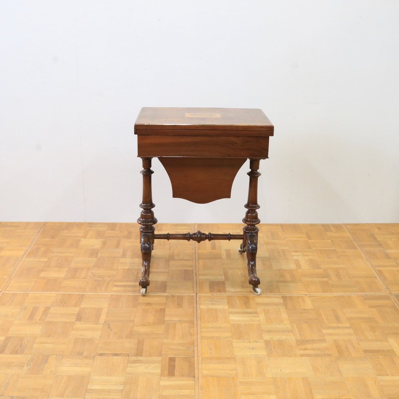 カードテーブル