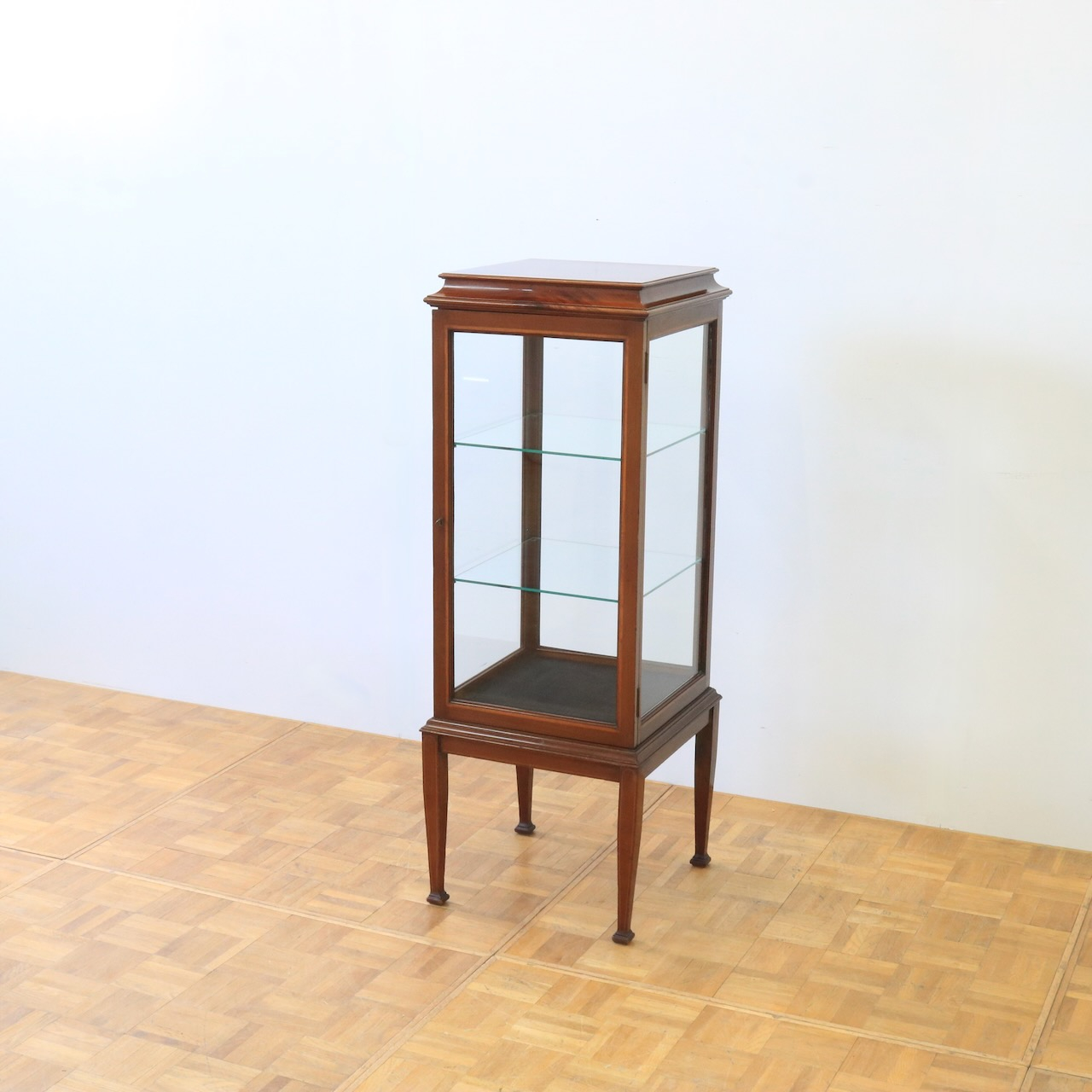 ショップキャビネット