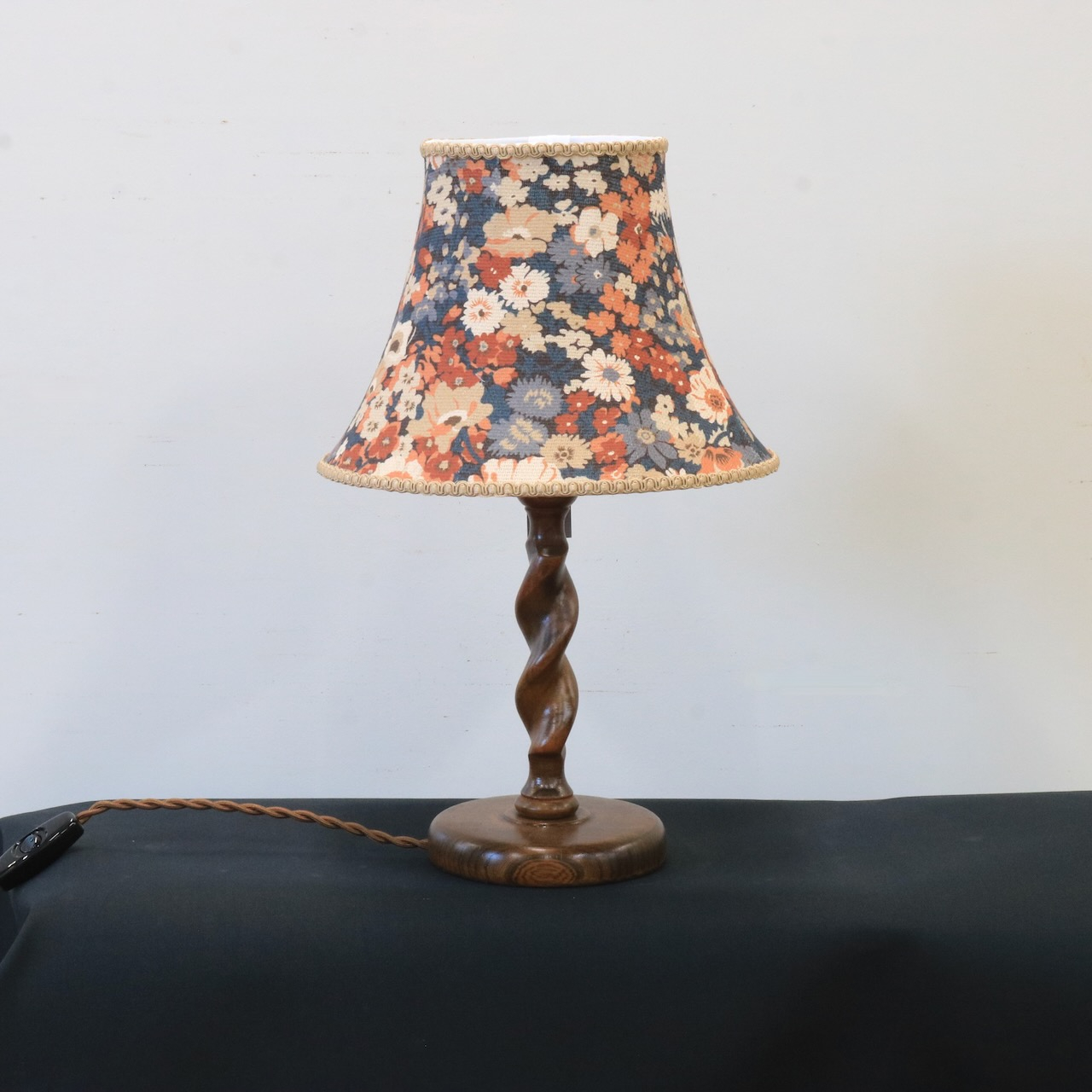 テーブルランプ