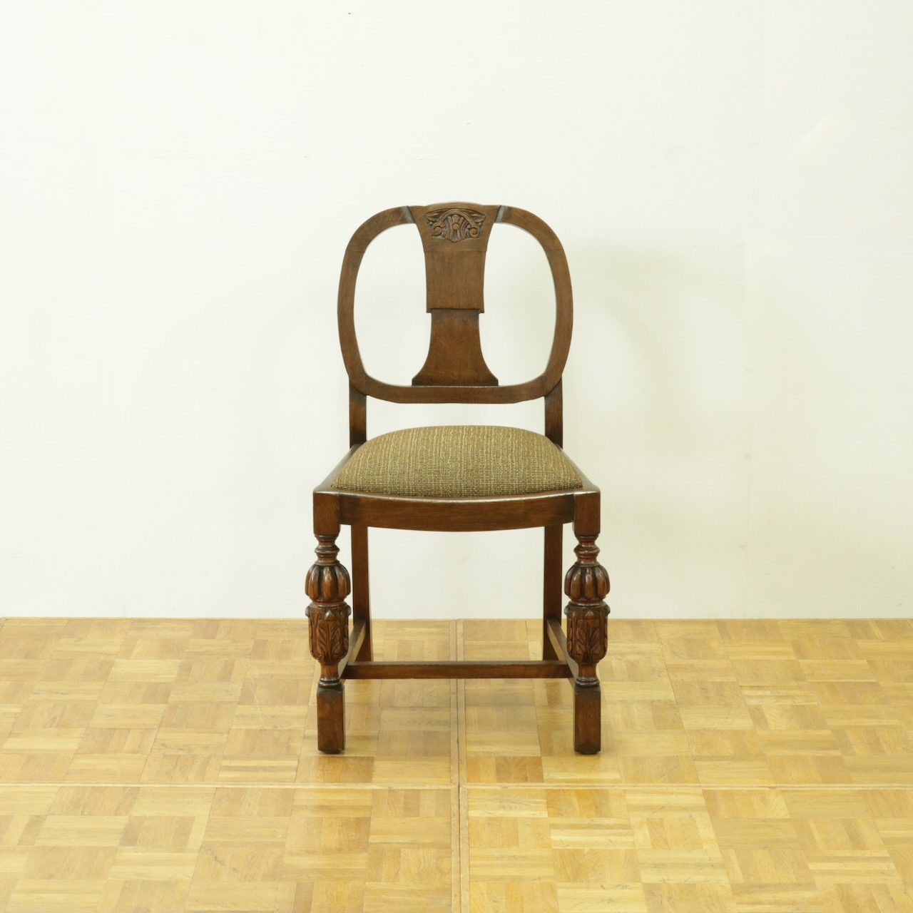 オークチェアー