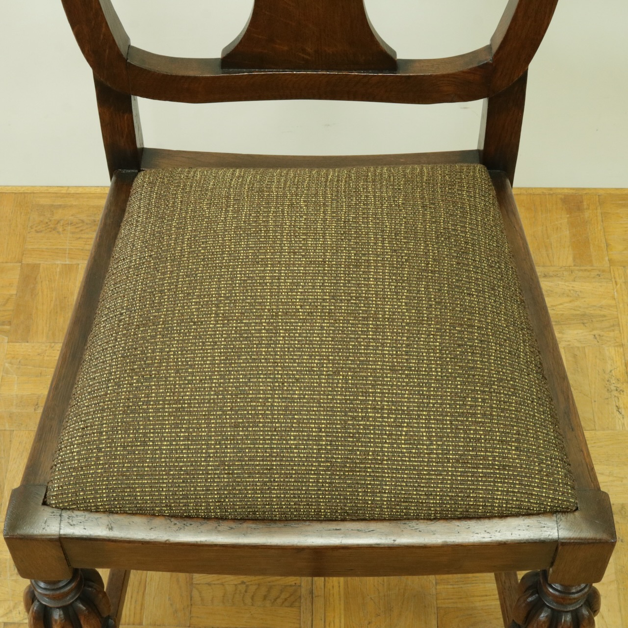 オークチェアー