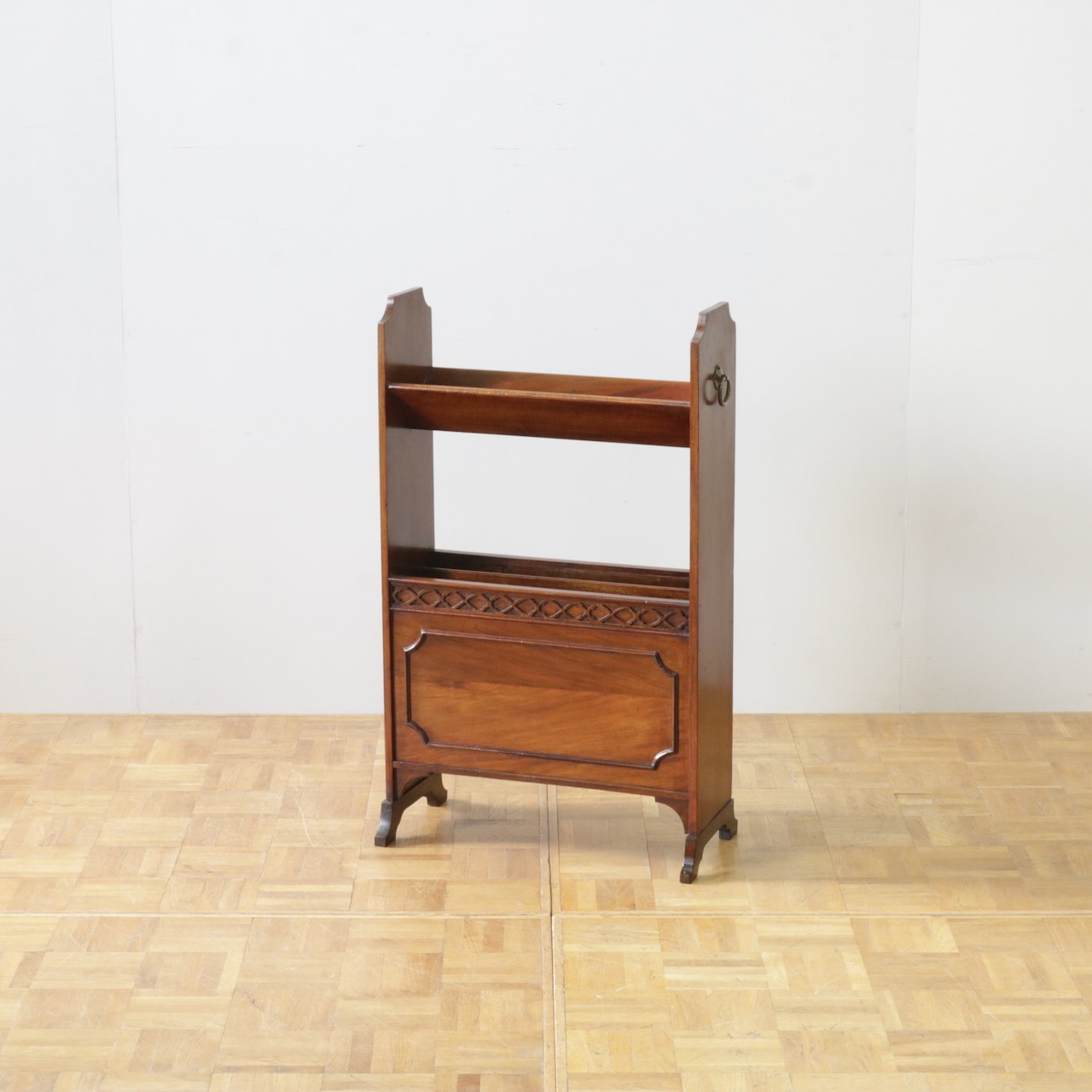 マガジンラック