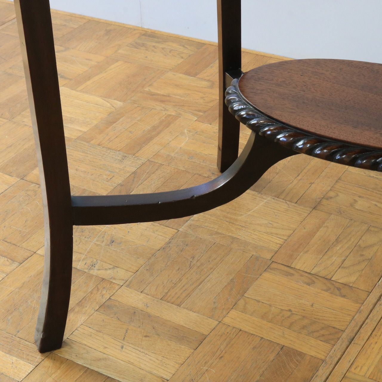 オケージョナルテーブル