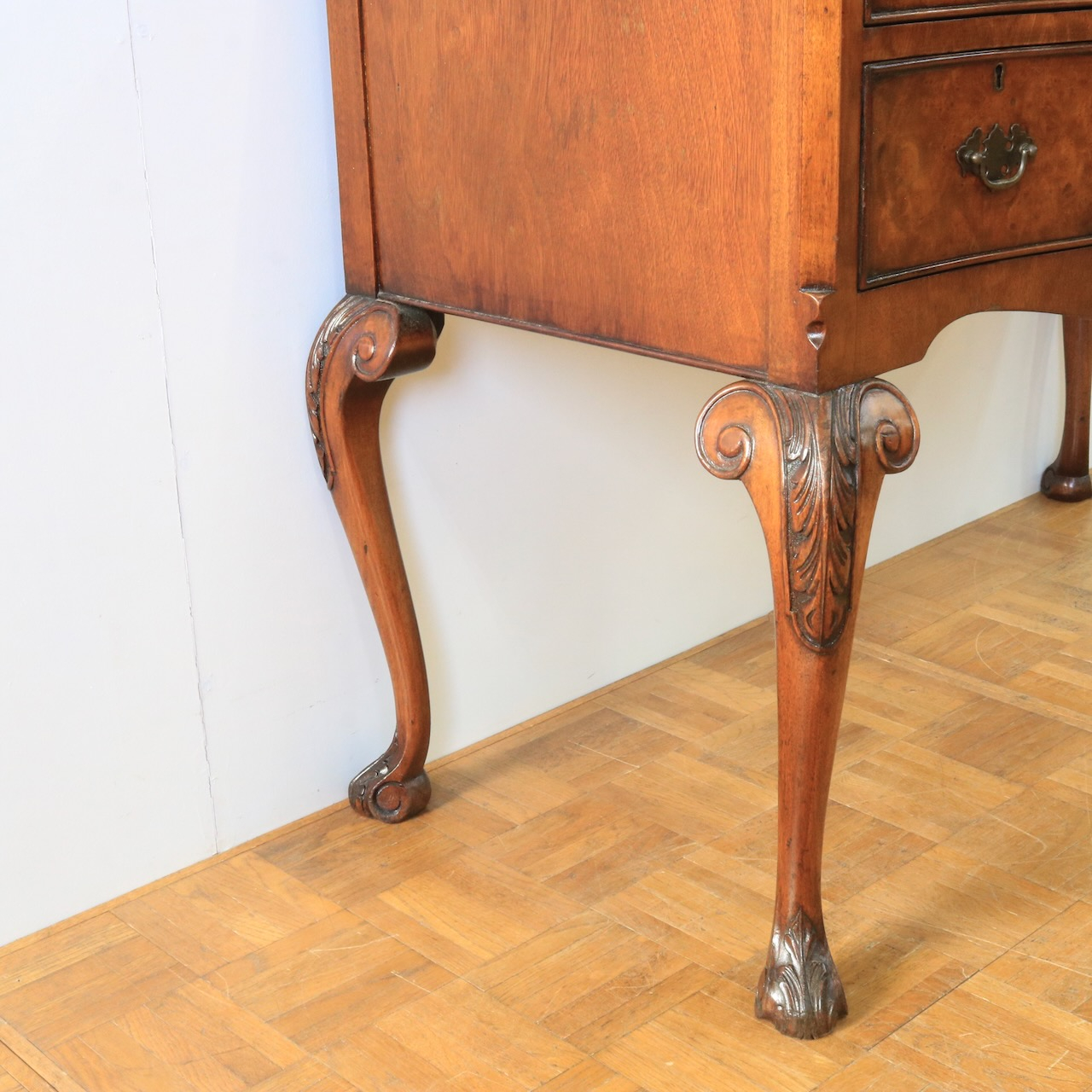 ライティングデスク