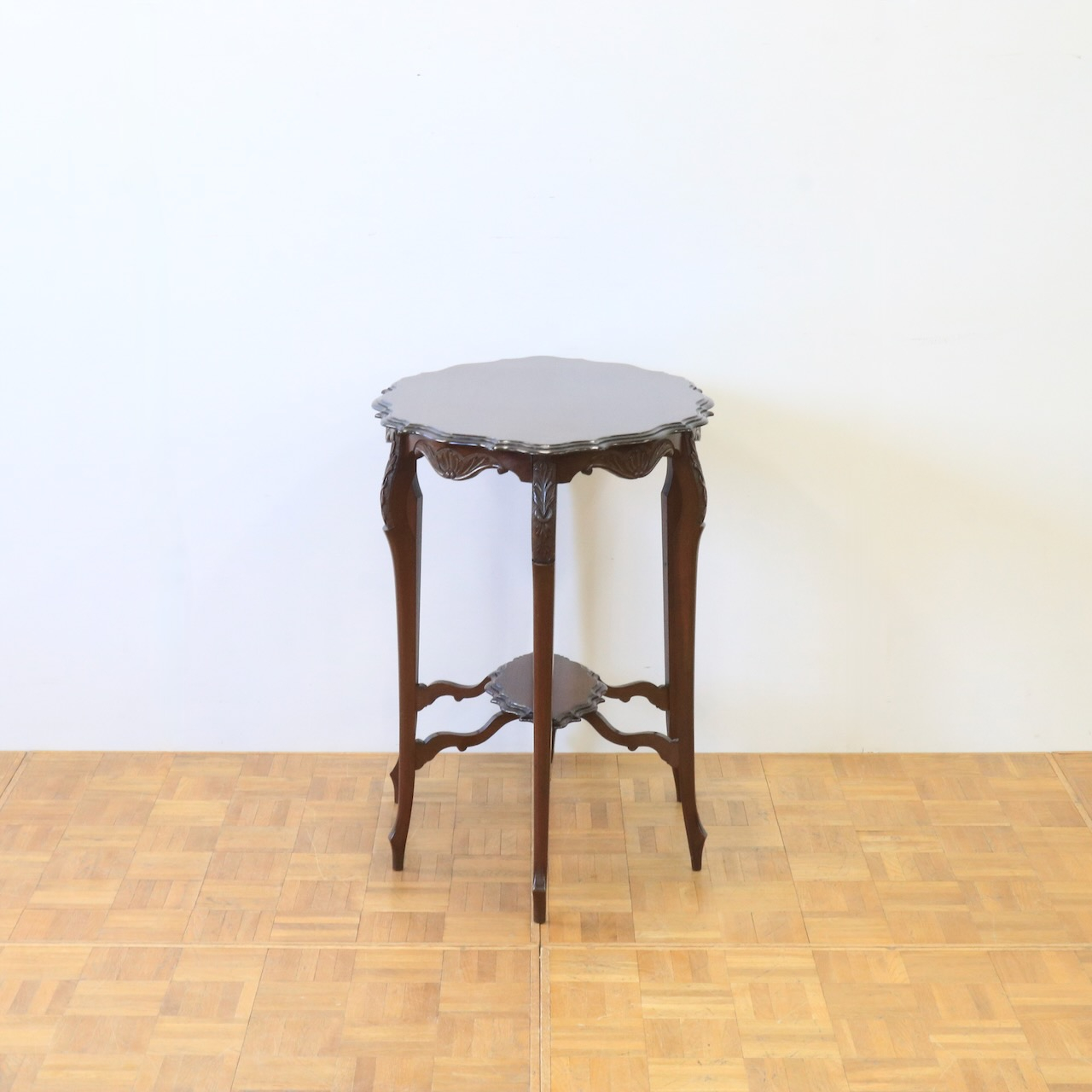 ティーテーブル