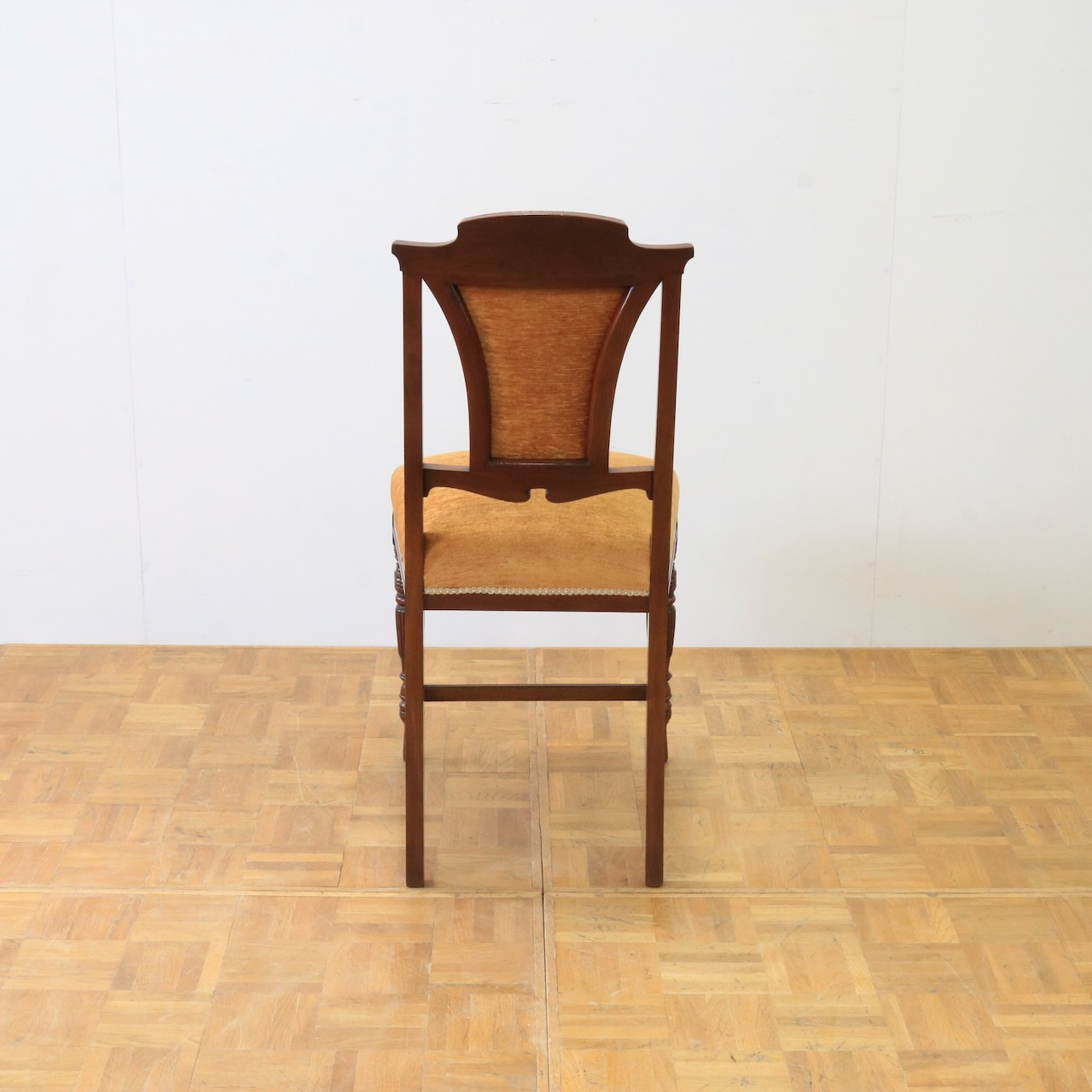 サイドチェアー