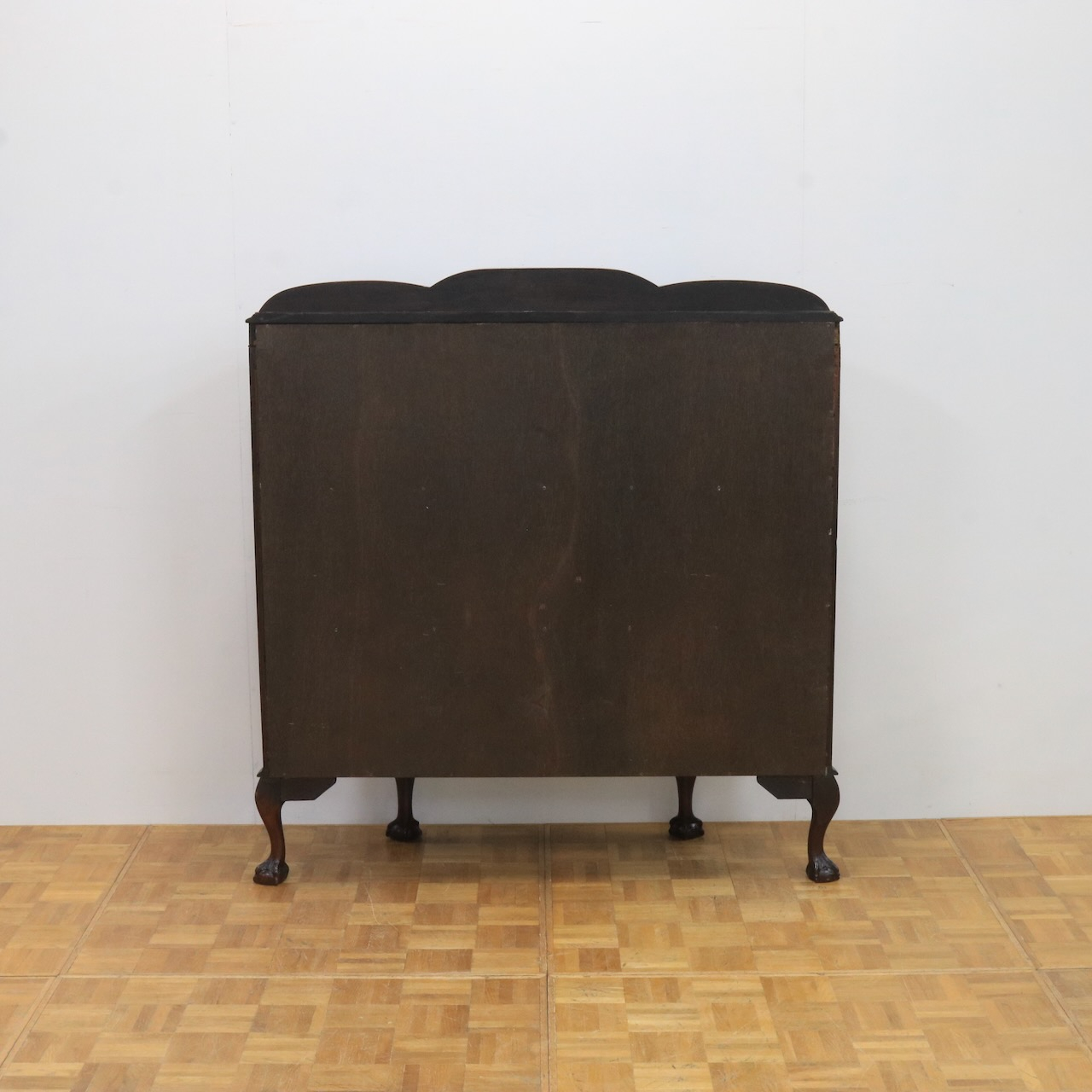 グラスキャビネット