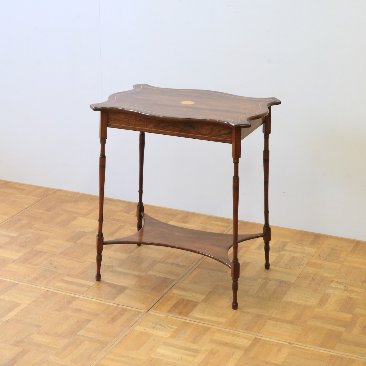 オケージョナルテーブル