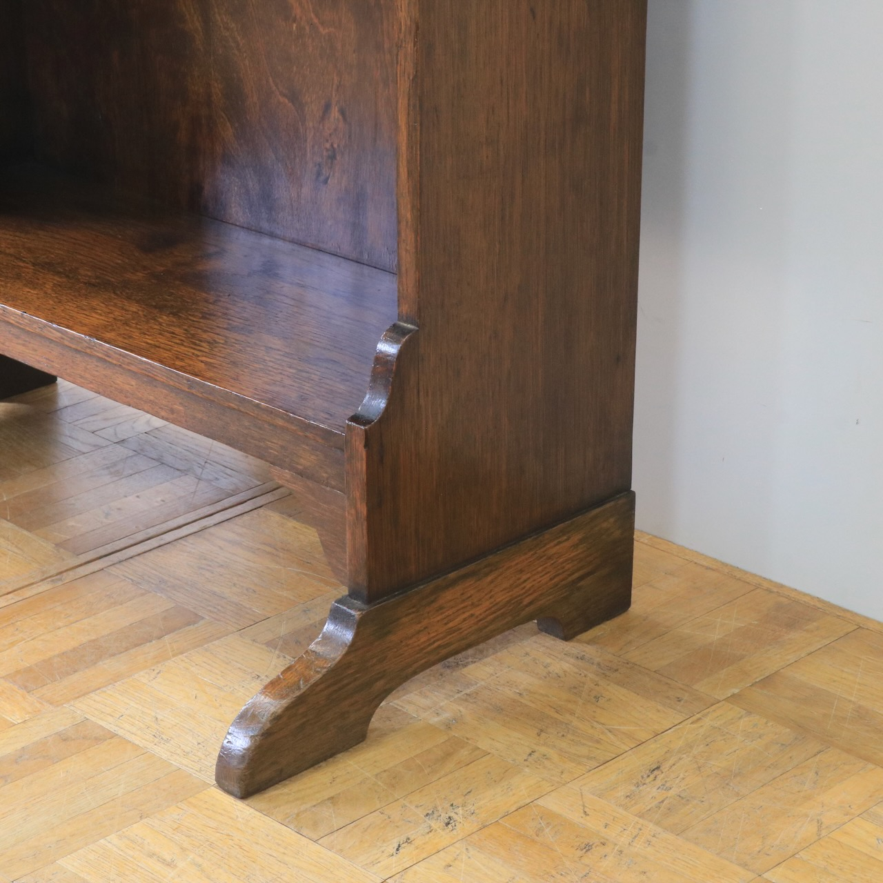 スチューデントビューロー