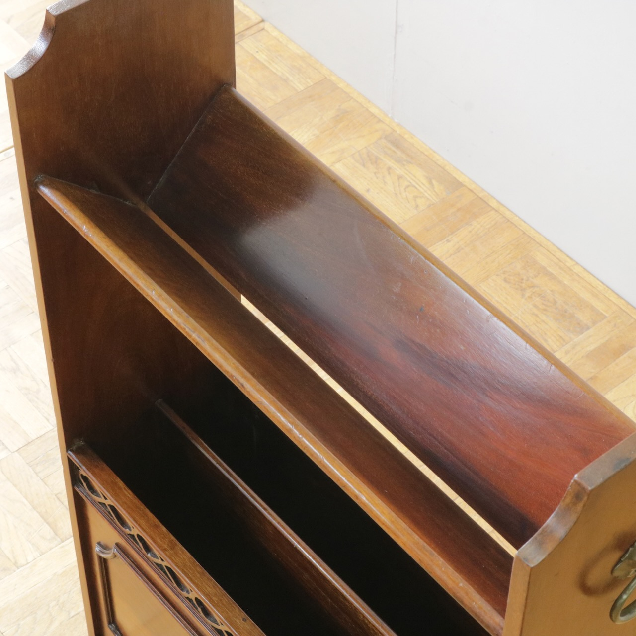 マガジンラック