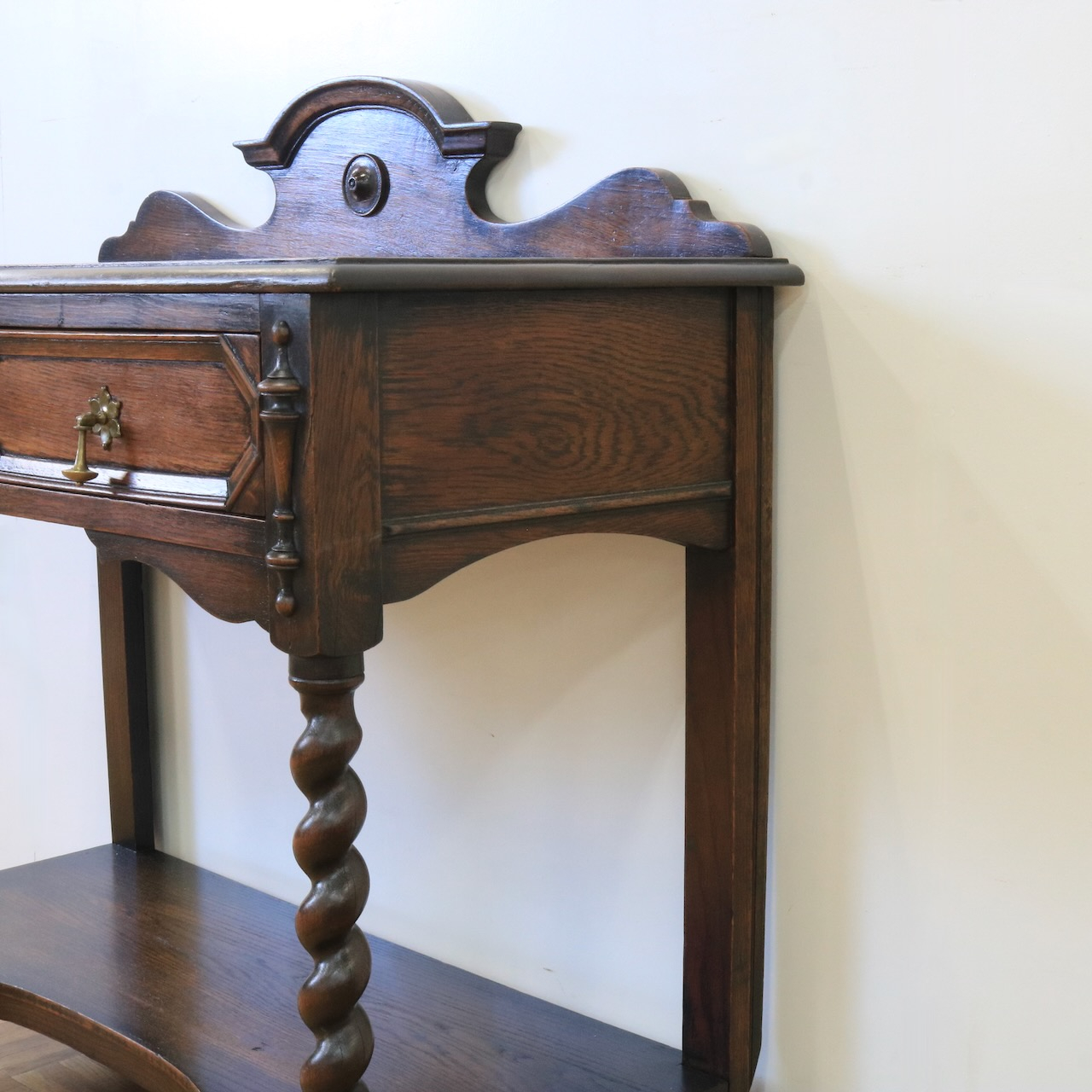 ホールテーブル