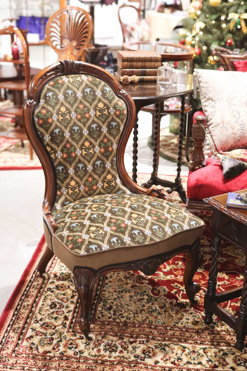 ナーシングチェアー