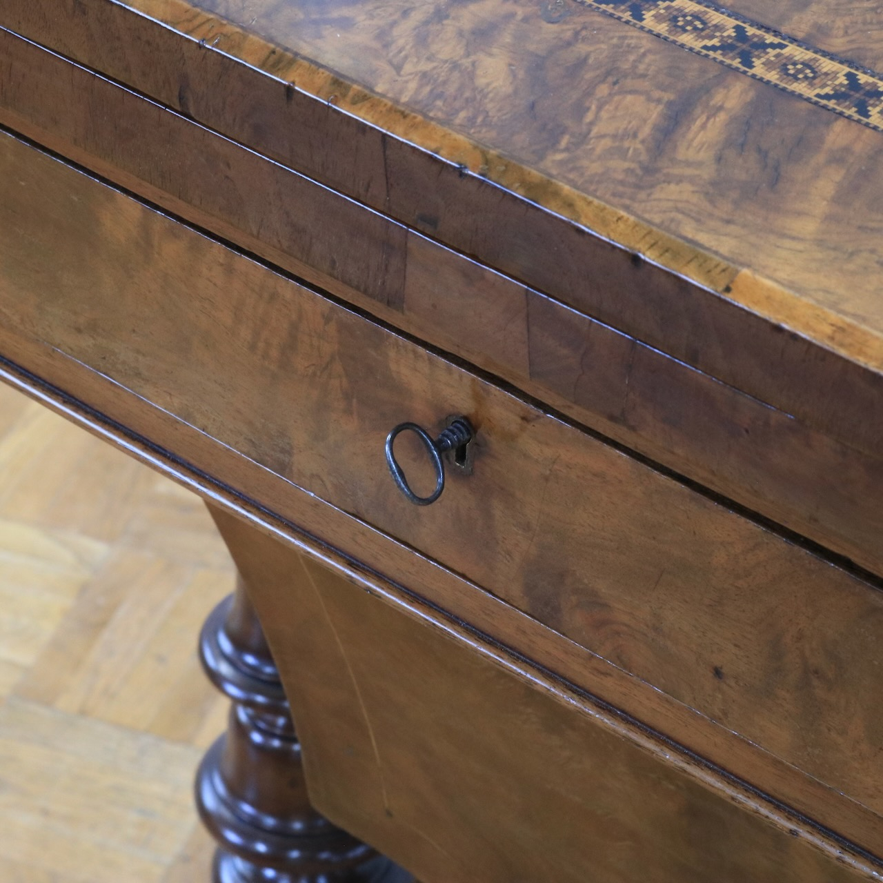 カードテーブル